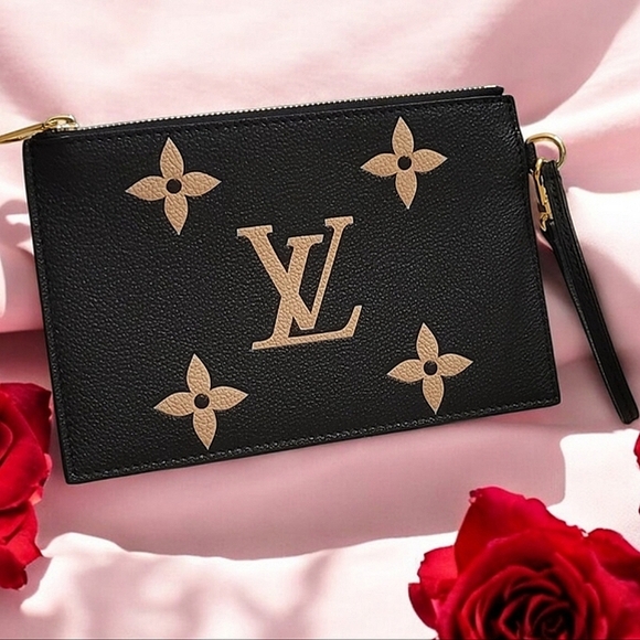 Louis Vuitton | NéoNoé | Bicolor Monogram Empreinte Leather Bucket Bag | NWT - Picture 8 of 16